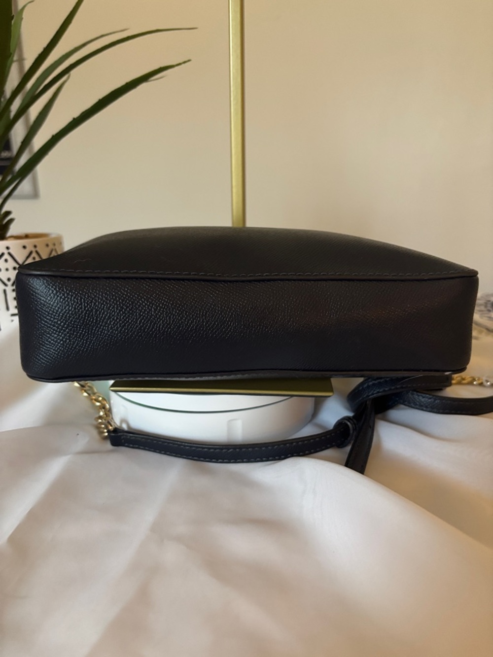 Michael Kors Jet Set Large Saffiano Leather Crossbody Bag - Picture 9 of 15